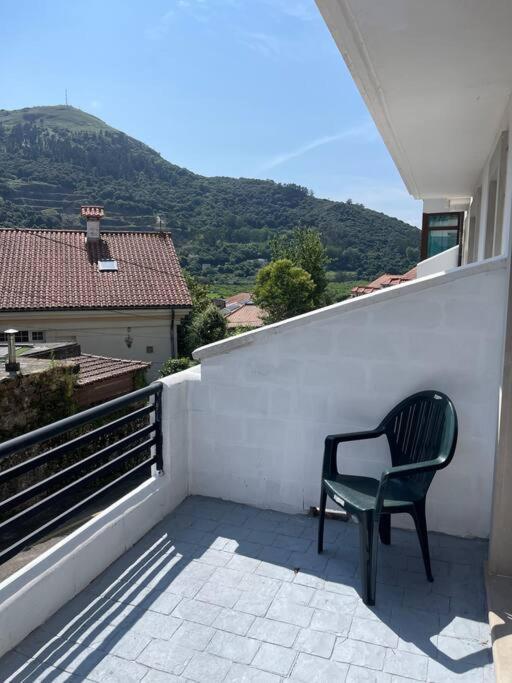 Bajo Con Terraza Ason River Лимпиас Екстериор снимка